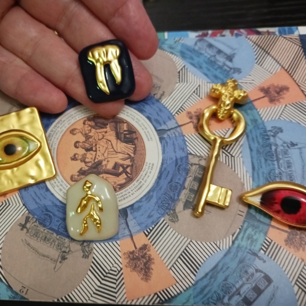 Schiaparelli Gold and Black Statement Button/ Brooch Set ,  Lot Of 5 Made FRANCE